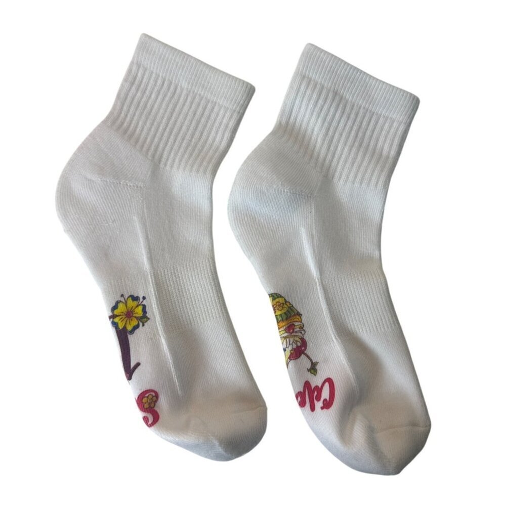 Sweet 16 White Crew Socks With Celebrate Design